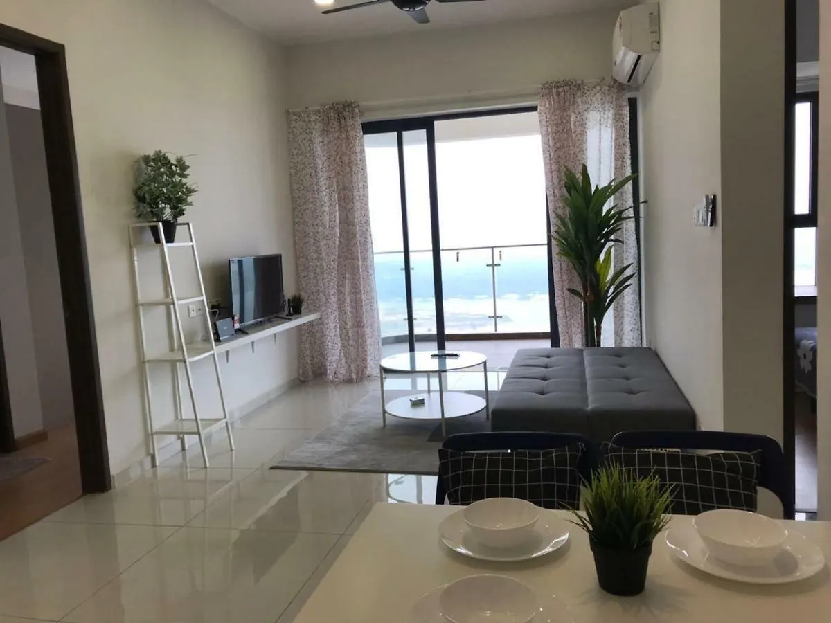 Amazing Infinity Sea View Johor Bahru公寓 0*,