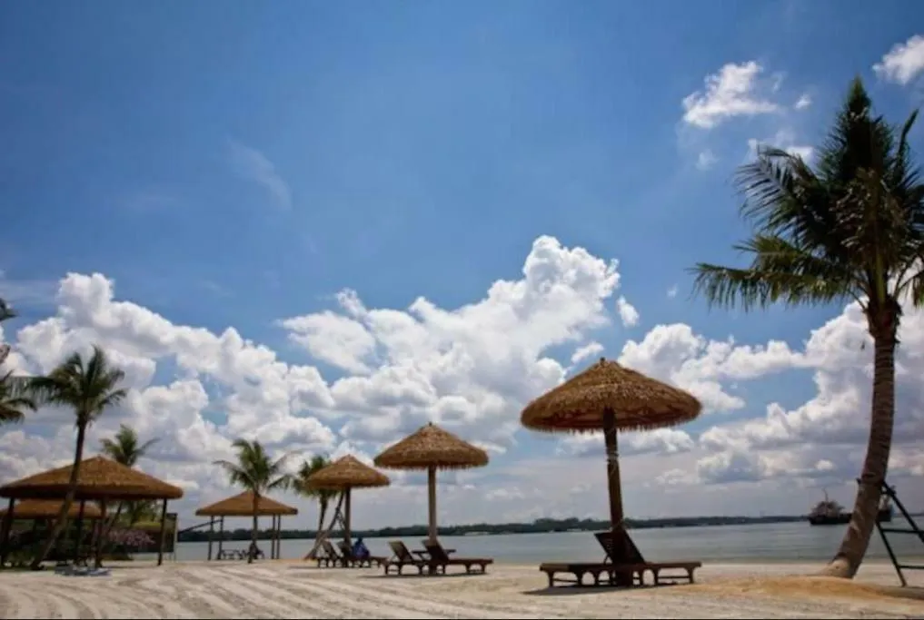 Amazing Infinity Sea View Johor Bahru Apartment